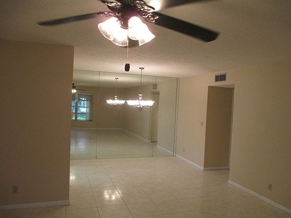 5th image of 14739 Canalview Dr APT D