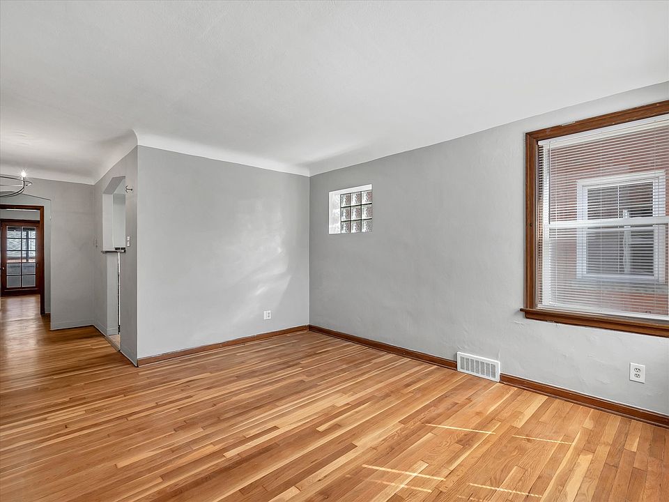 1st image of 6361-6363 Sutherland Ave #1E