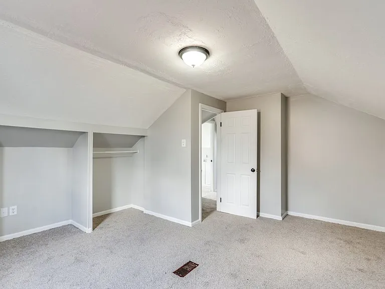 8514 Deerfield Dr — Photo 25
