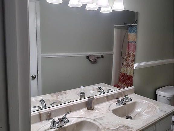 4th image of 127 Miller St