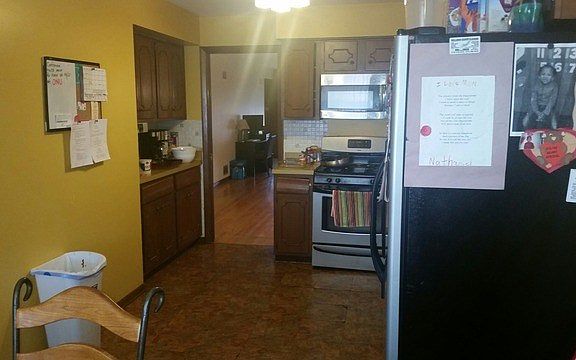 5th image of 648 Paxton Ave