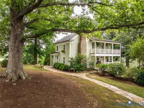 9581 Patrick Henry Hwy, Roseland, VA 22967