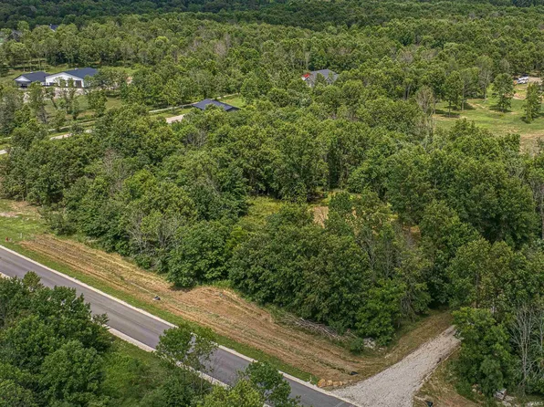 4444 Zoar Church Rd, Elberfeld, IN 47613