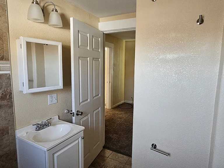 3311 Hueco Ave — Photo 4