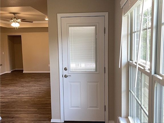 4th image of 2108 Brown Bear Ln