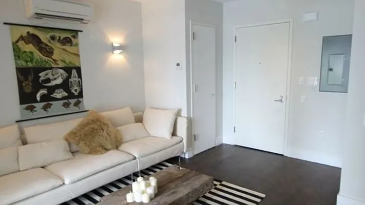 Rented by Nooklyn NYC LLC | media 50
