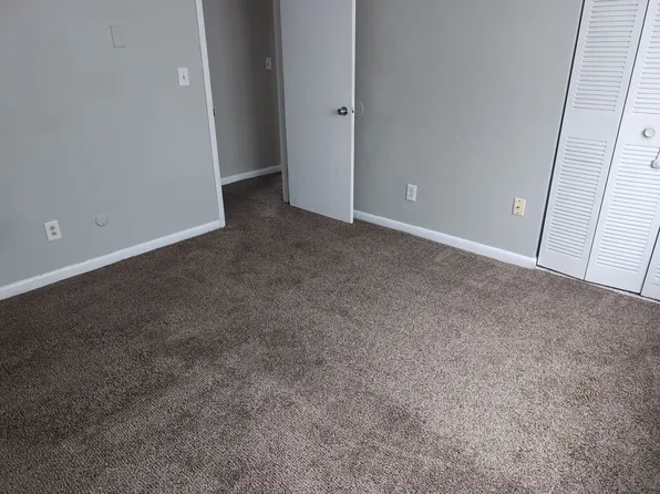 268 Meadow Dr APT 07, Greenwood, IN 46142