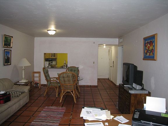 2nd image of 1205 Mariposa Ave APT 217