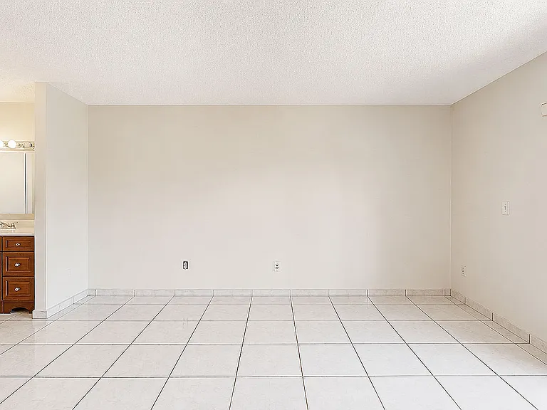 9732 Hammocks Blvd #102 — Photo 38