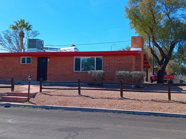 3920 E Poe St, Tucson, AZ 85711