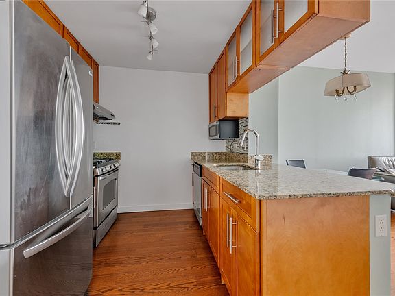 3rd image of 40-28 College Point Blvd #1115