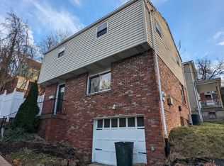 585 Coast Ave, Pittsburgh, PA 15216