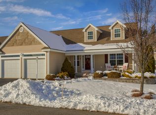 8 Misty Meadow Rd, Windham, NH 03087