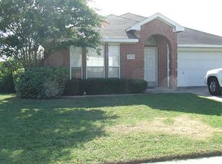 1513 S 3rd St, Midlothian, TX 76065