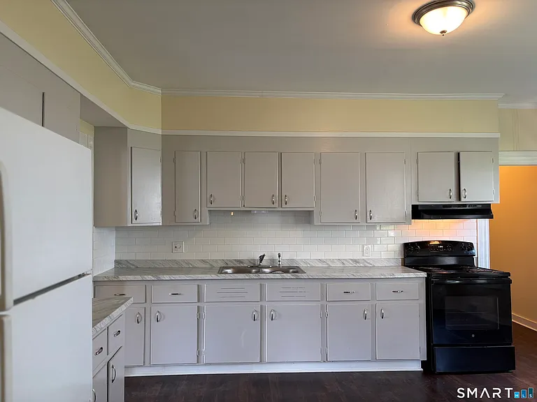 57 Wheeler St — Photo 7