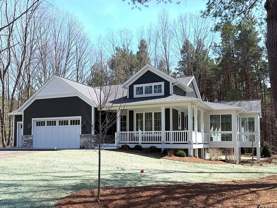 1st image of 76831 Wood Crest Ct