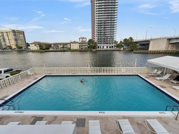 1817 S Ocean Dr APT 827, Hallandale, FL 33009