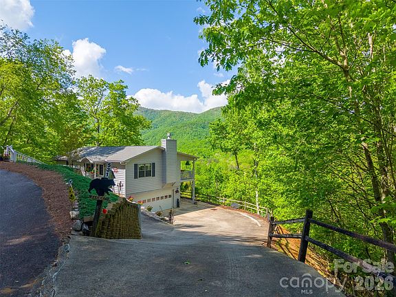 4th image of 531 Reserve Rd