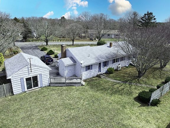 3rd image of 108 Trotting Park Rd
