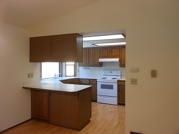 4th image of 9049 Wendy Dr SE