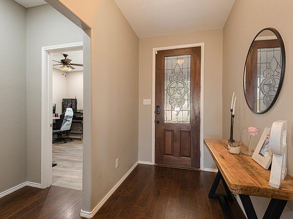 3rd image of 4117 Dragonfly Ct