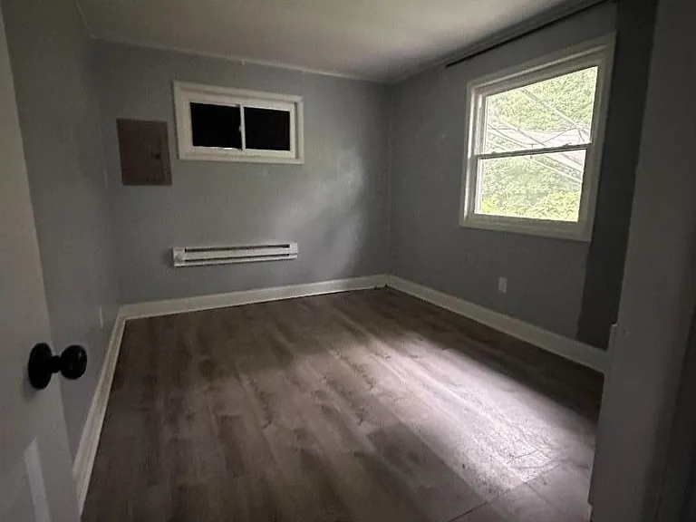 4 Florida Ave — Photo 10