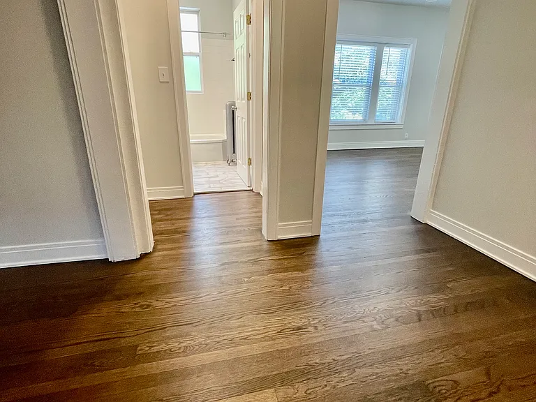 1411 W Greenleaf Ave #2E — Photo 8