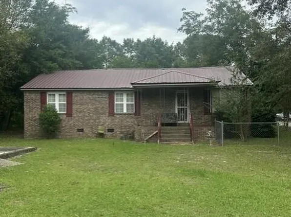 1023 Roosevelt Dr, Summerton, SC 29148