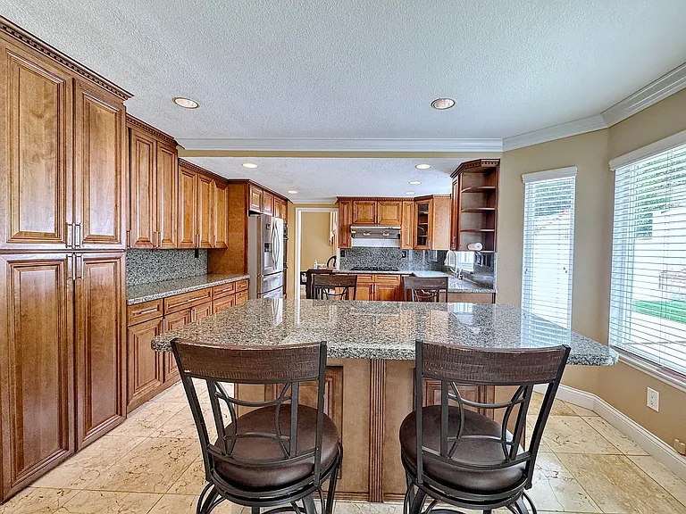 20529 Pacific Dr — Photo 7