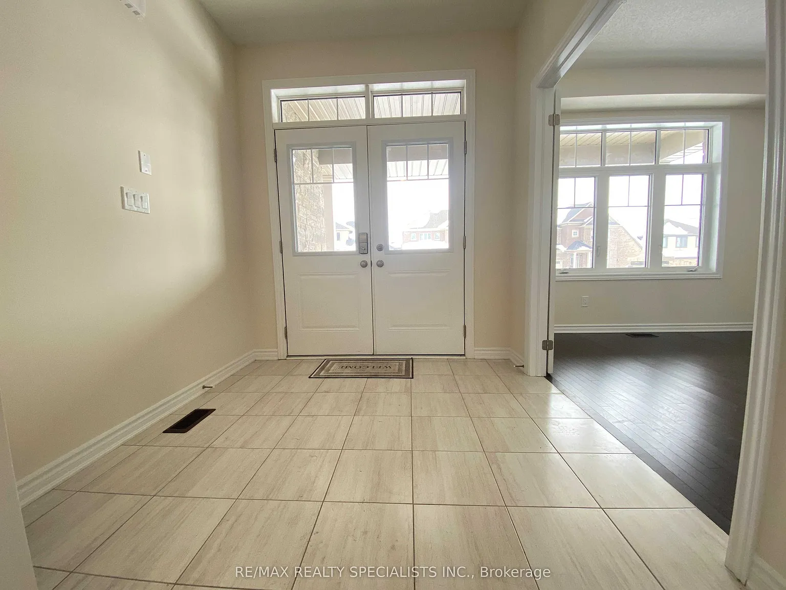 5 bed, $3,200 — Photo 2