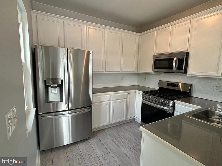 11333 Westbrook Mill Ln #301 — Photo 7