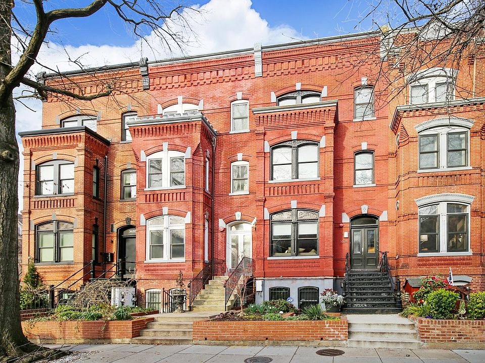 Welcome! Enjoy living in a bit of Washington, DC history in this circa 1890's townhouse!