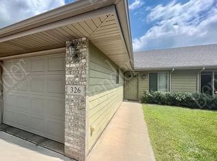 314 N 9th Ave #400, Brandon, SD 57005