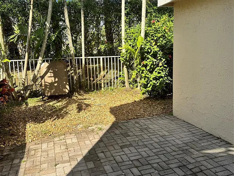 2348 SW 177th Ave — Photo 23
