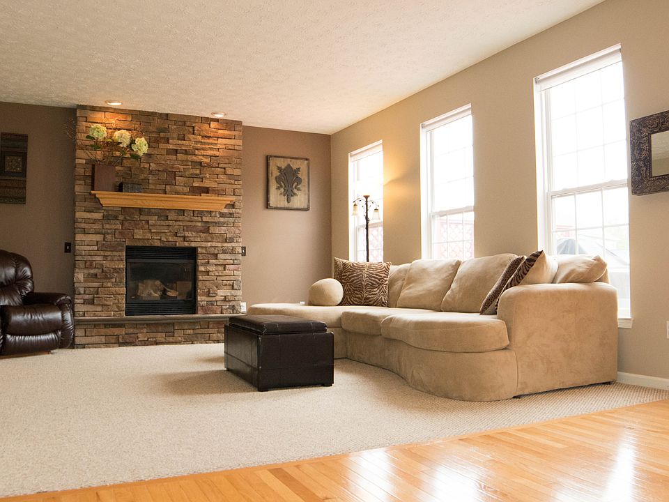2nd image of 569 Brookline Ct