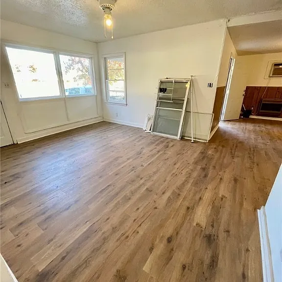 502 Spring Ave — Photo 7