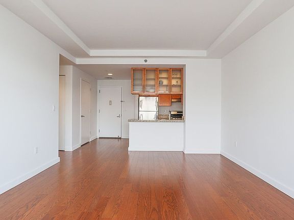 4th image of 40-22 College Point Blvd Penthouse 3-F