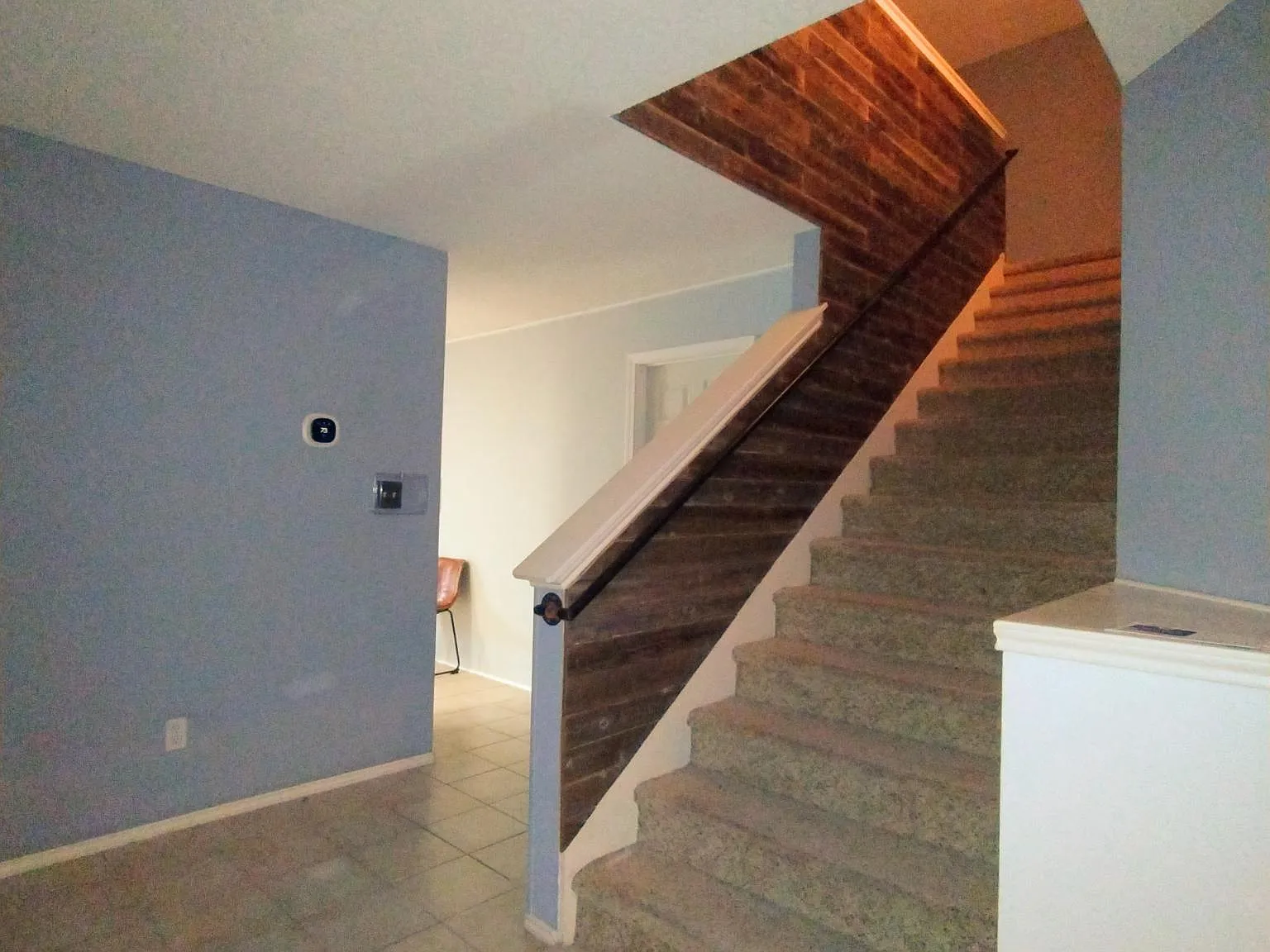 401 Thicket Ln — Photo 2