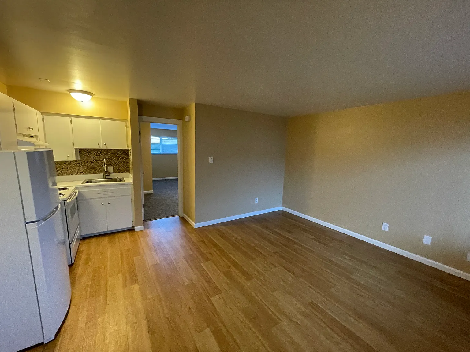 1 bed, 520 sqft, $1,400 — Photo 4