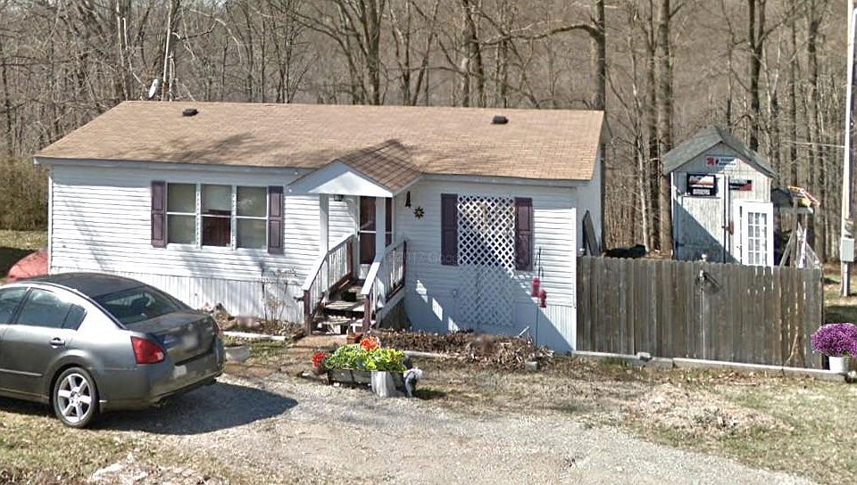 2nd image of 148 N Poole St