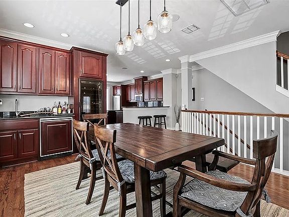 Dining Room, Wine Chiller, Beverage Fridge, Wet Bar