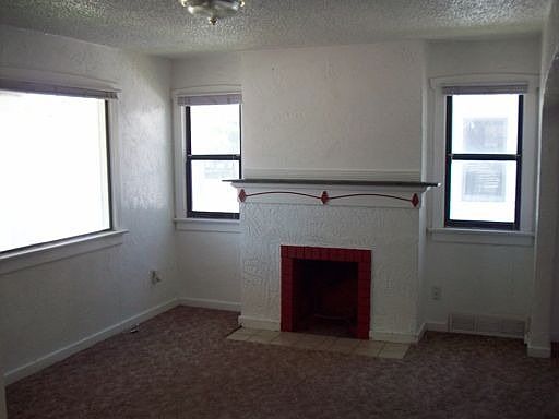 2nd image of 190 E 3185 S