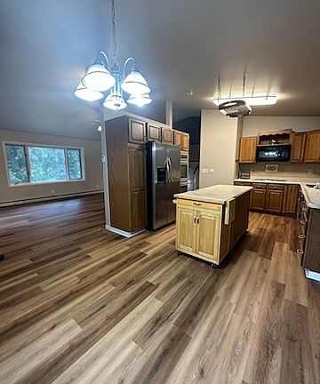 2nd image of 105 Cary Ave