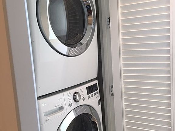 3rd image of 550 Vanderbilt Ave APT 903
