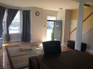 3163 Woods Edge Dr, Garnet Valley, PA 19060