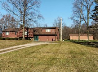 9555 Smith Rd, Litchfield, OH 44253