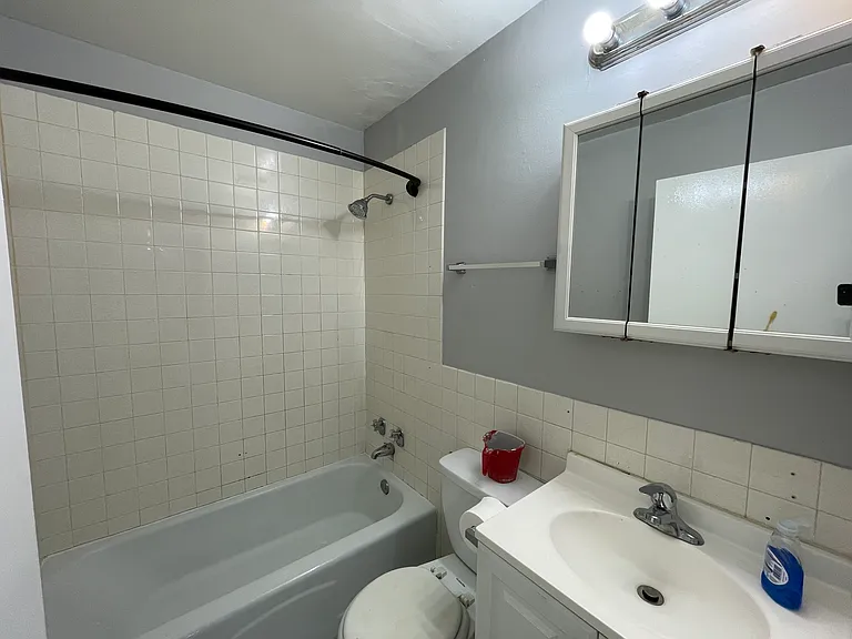5920 N Kenmore Ave #311 — Photo 8