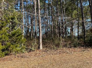 744 S Shore Dr, Southport, NC 28461