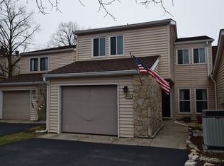 8024 Timberlodge Trl W, Dayton, OH 45458
