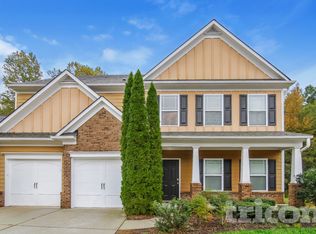 2345 Village Green Dr, Fairburn, GA 30213